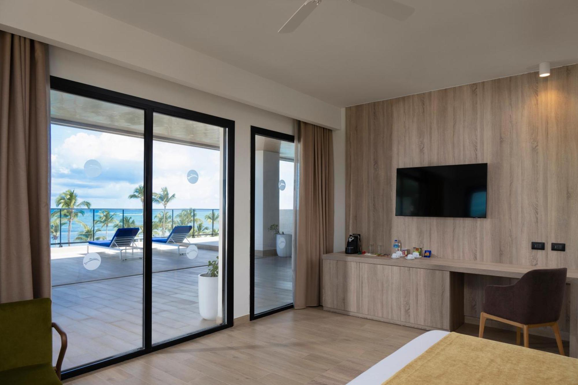 Serenade All Suites - Adults Only Resort 蓬塔卡纳 外观 照片